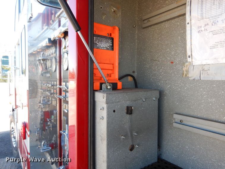 image for item HV9199 1989 Pierce Lance  pumper fire truck