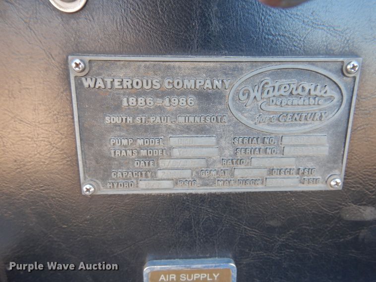 image for item HV9199 1989 Pierce Lance  pumper fire truck