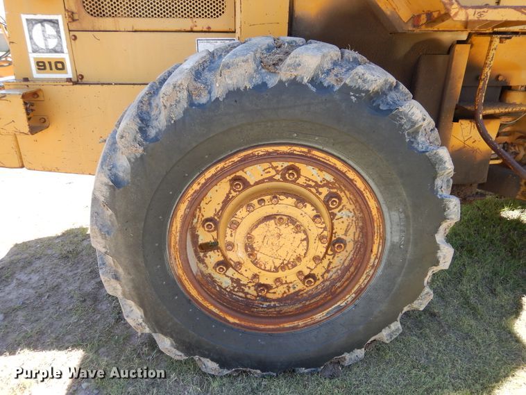 image for item HV9208 Caterpillar 910  wheel loader