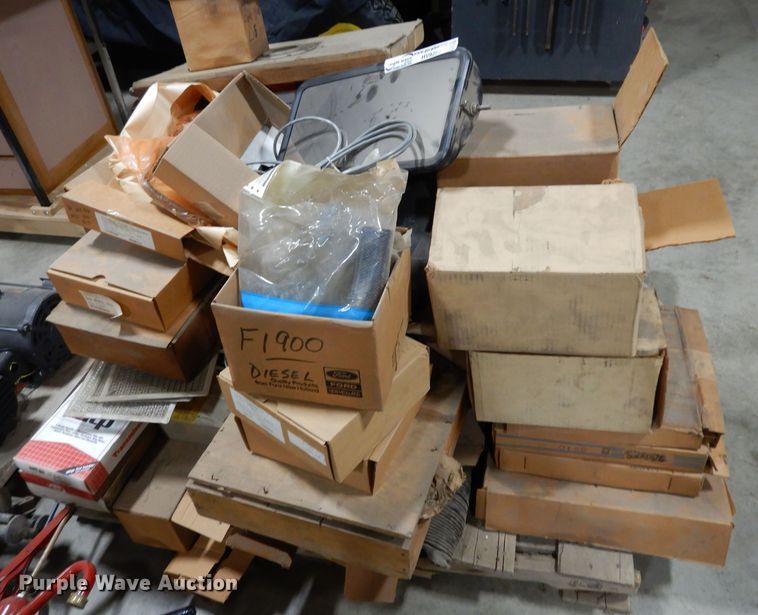 image for item HV9250 Truck parts