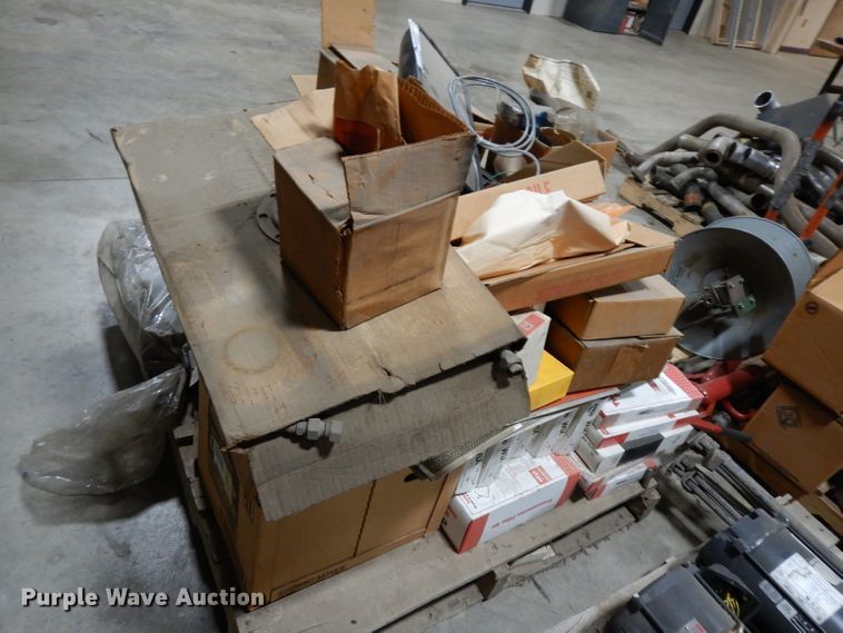 image for item HV9250 Truck parts