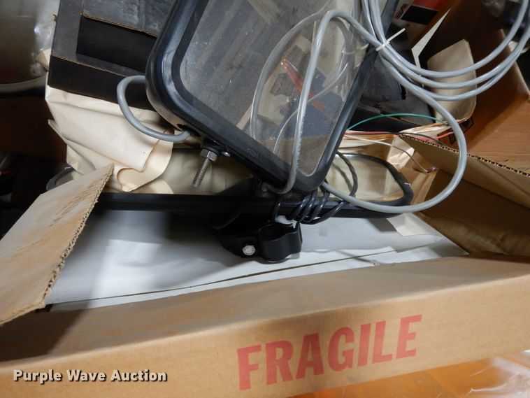 image for item HV9250 Truck parts