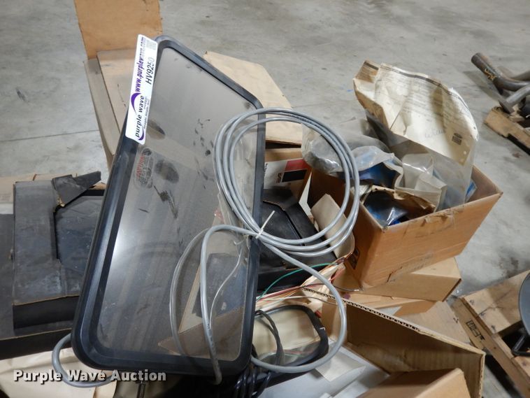 image for item HV9250 Truck parts