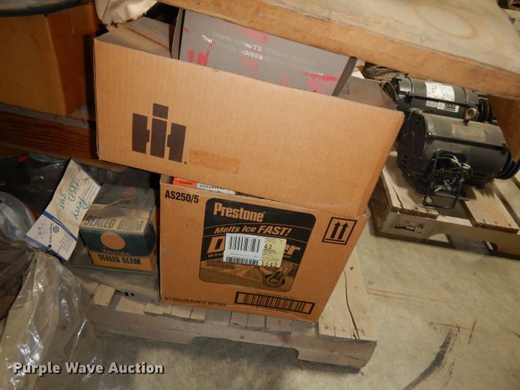 image for item HV9250 Truck parts