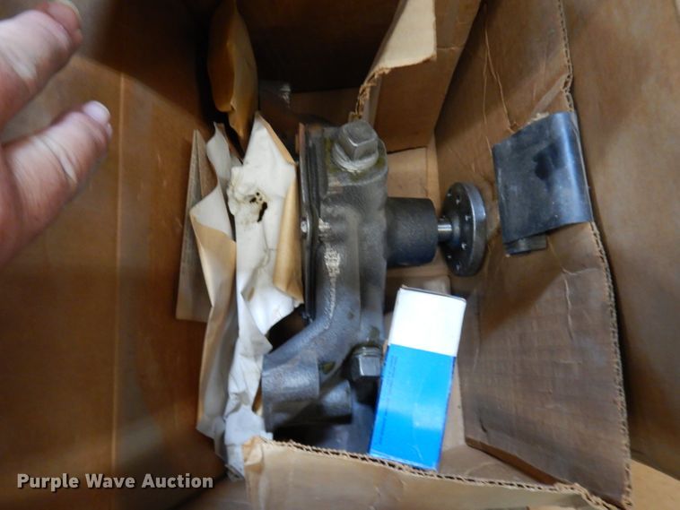 image for item HV9250 Truck parts