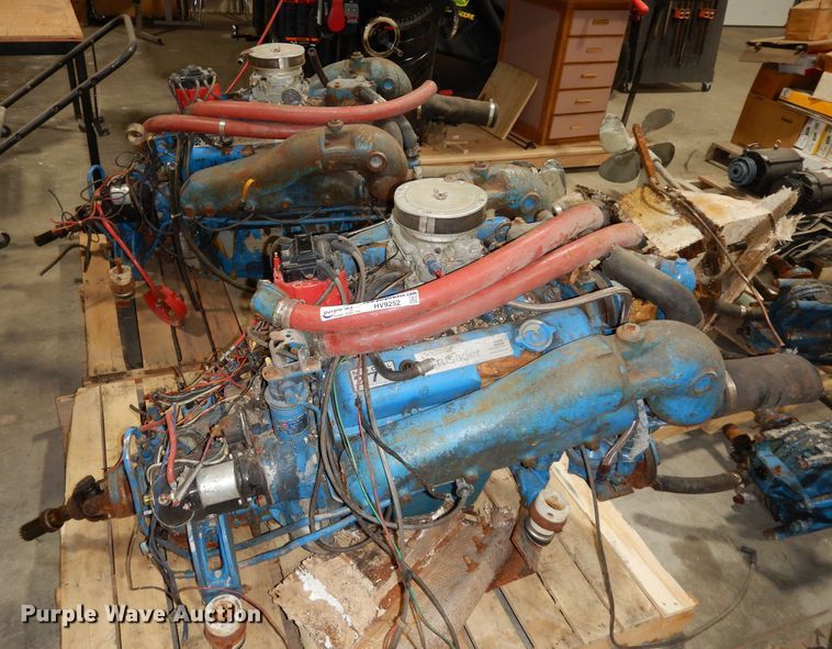 image for item HV9252 (2) Chevrolet 350 C.I.D. V8 gas engines