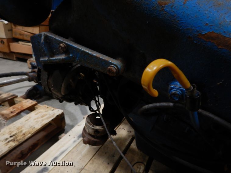 image for item HV9252 (2) Chevrolet 350 C.I.D. V8 gas engines