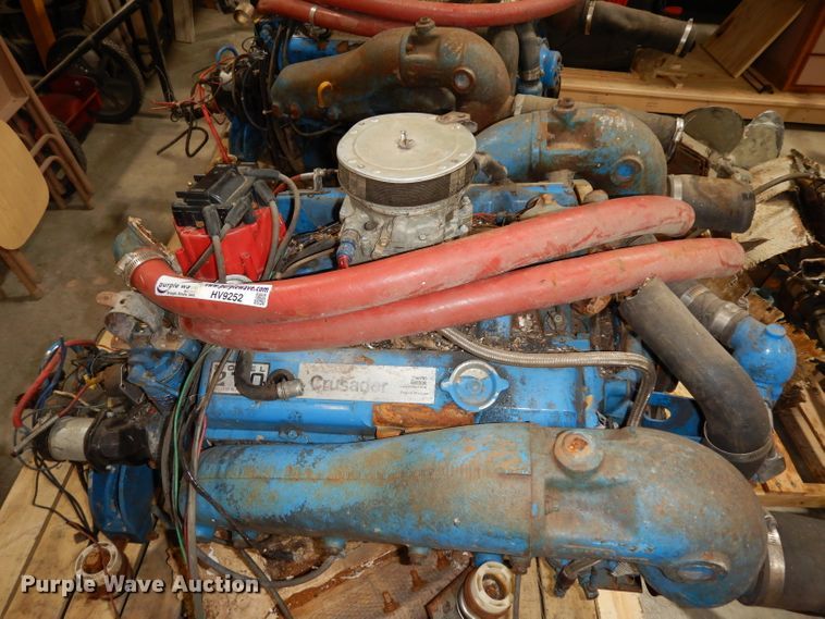 image for item HV9252 (2) Chevrolet 350 C.I.D. V8 gas engines