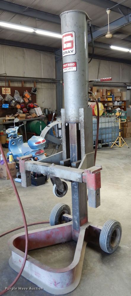 image for item HV9253 Gray TNT550 air lift