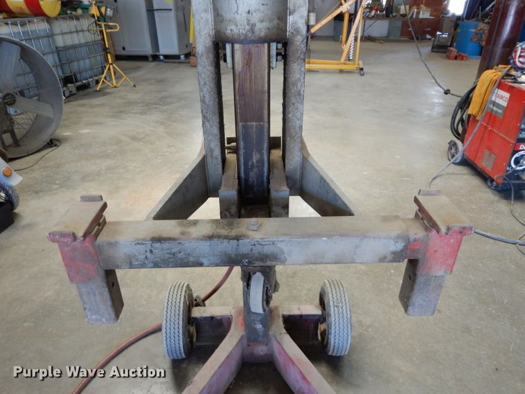 image for item HV9253 Gray TNT550 air lift