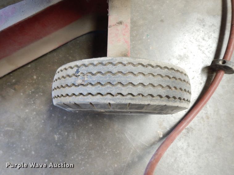 image for item HV9253 Gray TNT550 air lift