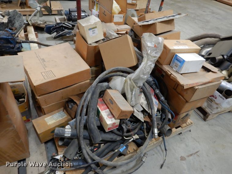 image for item HV9255 Truck parts