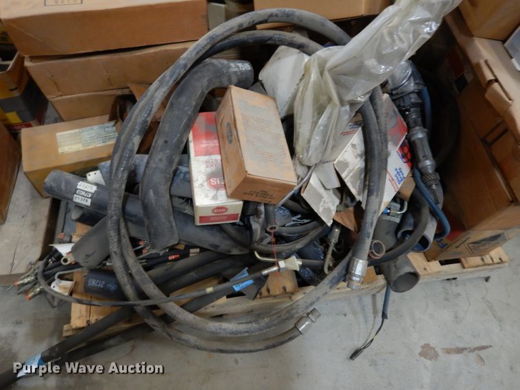 image for item HV9255 Truck parts