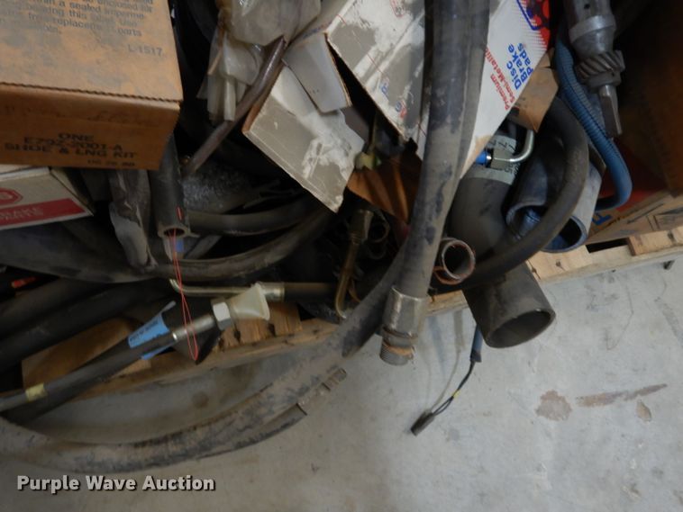 image for item HV9255 Truck parts