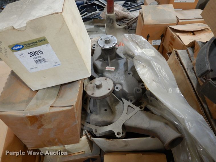 image for item HV9255 Truck parts