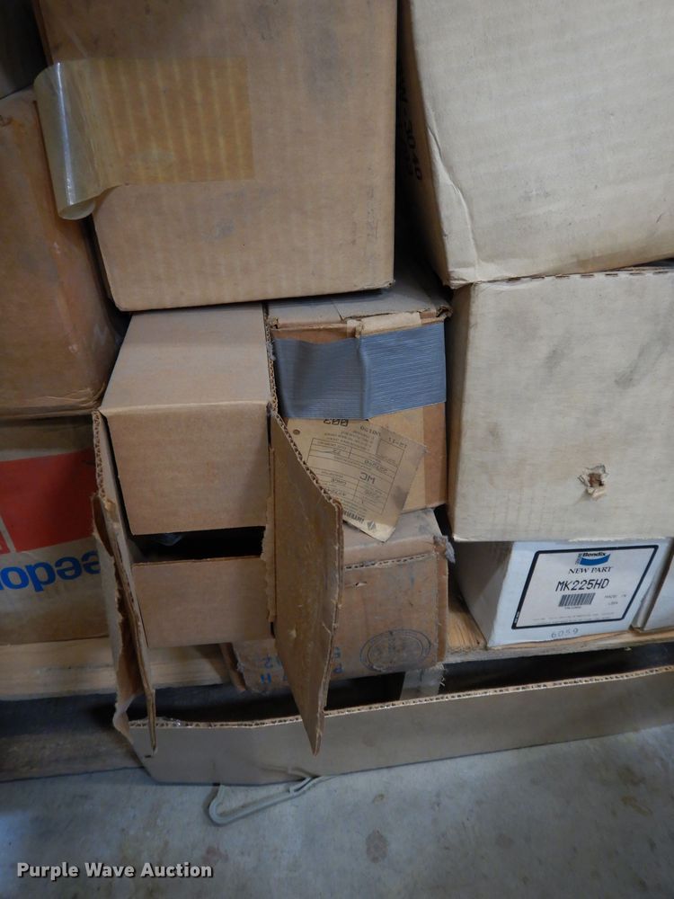 image for item HV9255 Truck parts