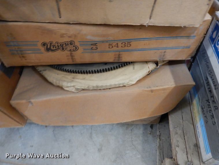 image for item HV9255 Truck parts