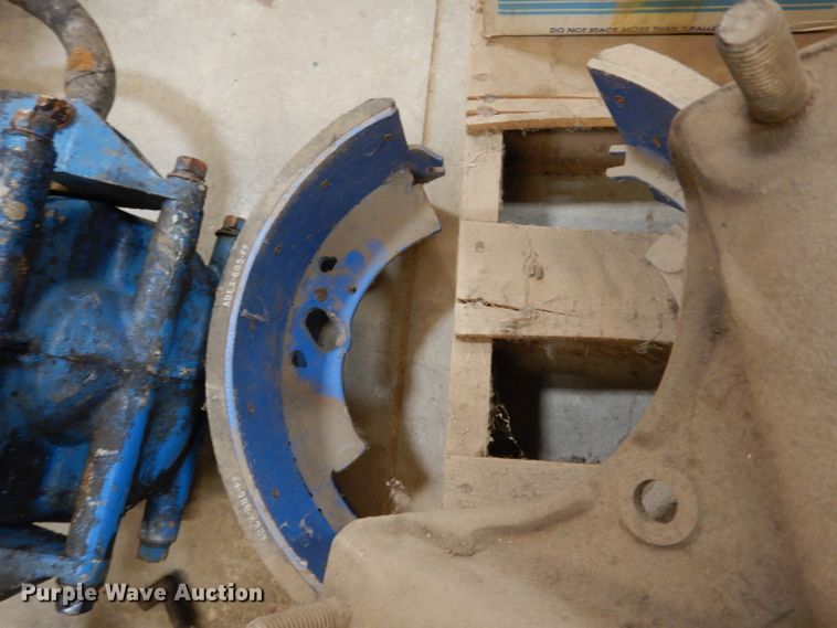 image for item HV9256 Truck parts