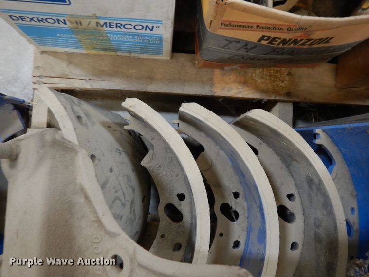 image for item HV9256 Truck parts