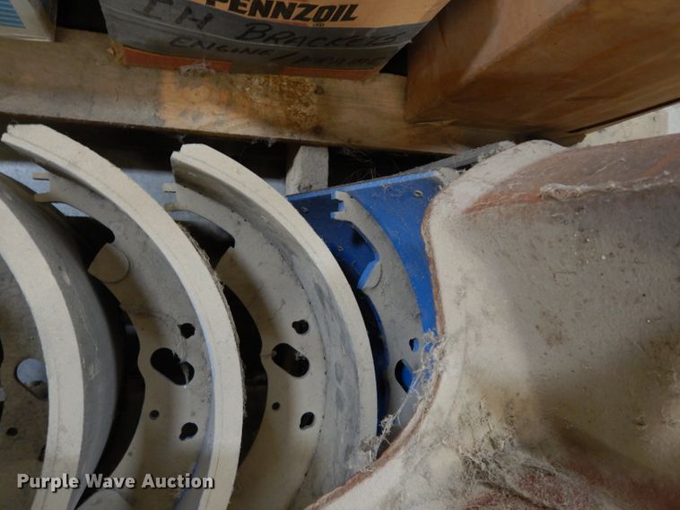 image for item HV9256 Truck parts