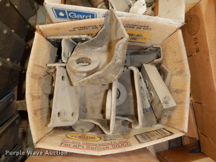 image for item HV9256 Truck parts