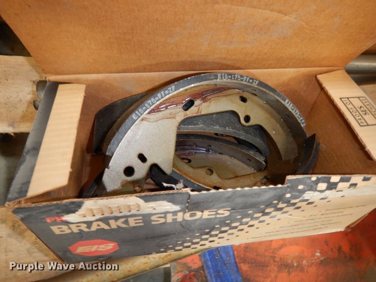 image for item HV9257 Truck parts and tools