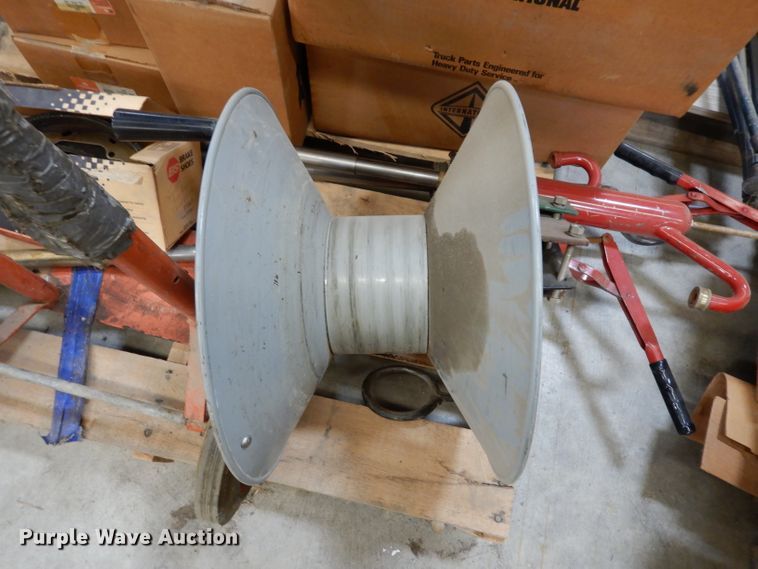 image for item HV9257 Truck parts and tools