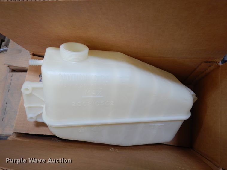 image for item HV9257 Truck parts and tools