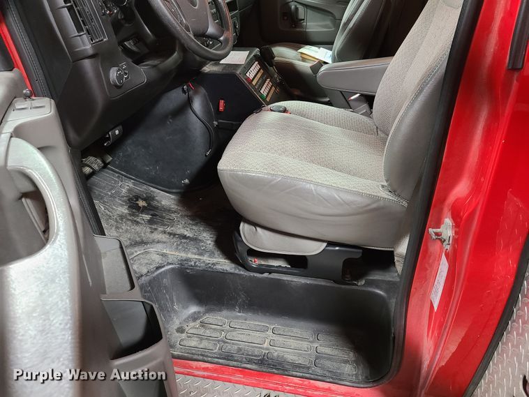 image for item K5894 2013 Chevrolet Express G4500 ambulance