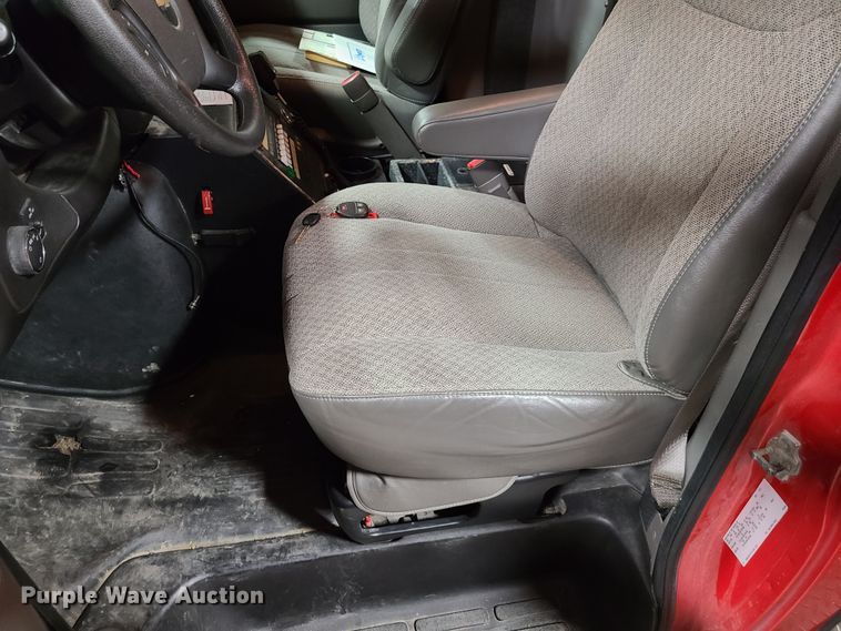 image for item K5894 2013 Chevrolet Express G4500 ambulance