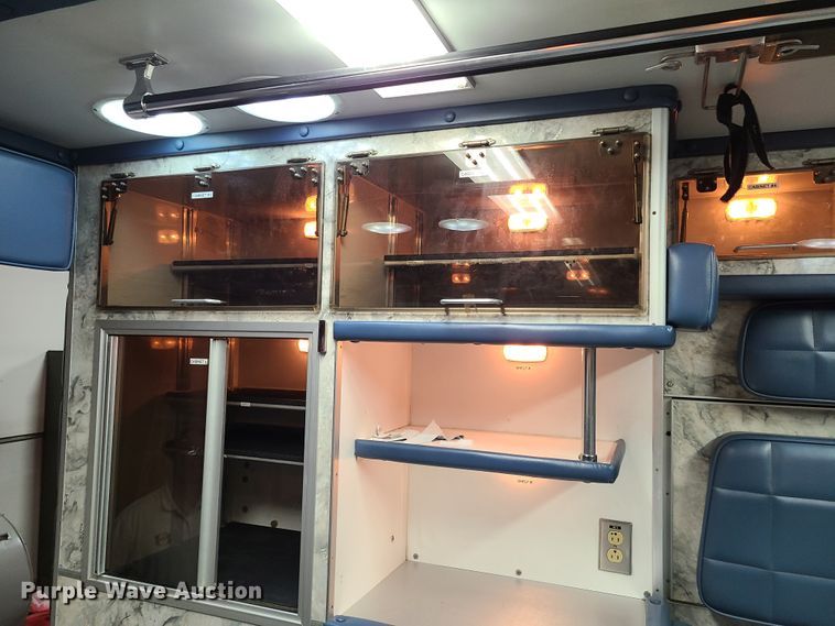 image for item K5894 2013 Chevrolet Express G4500 ambulance