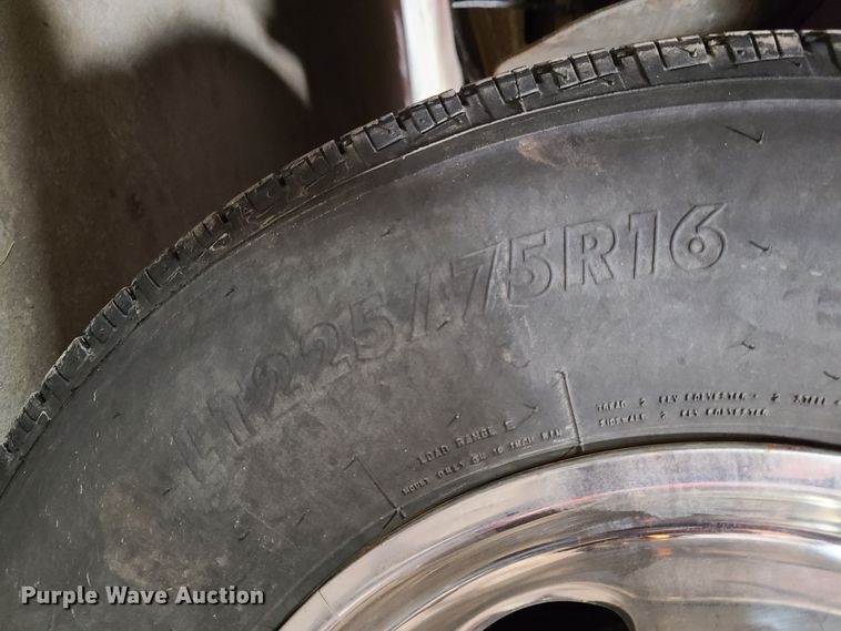 image for item K5894 2013 Chevrolet Express G4500 ambulance