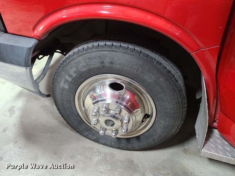 image for item K5894 2013 Chevrolet Express G4500 ambulance