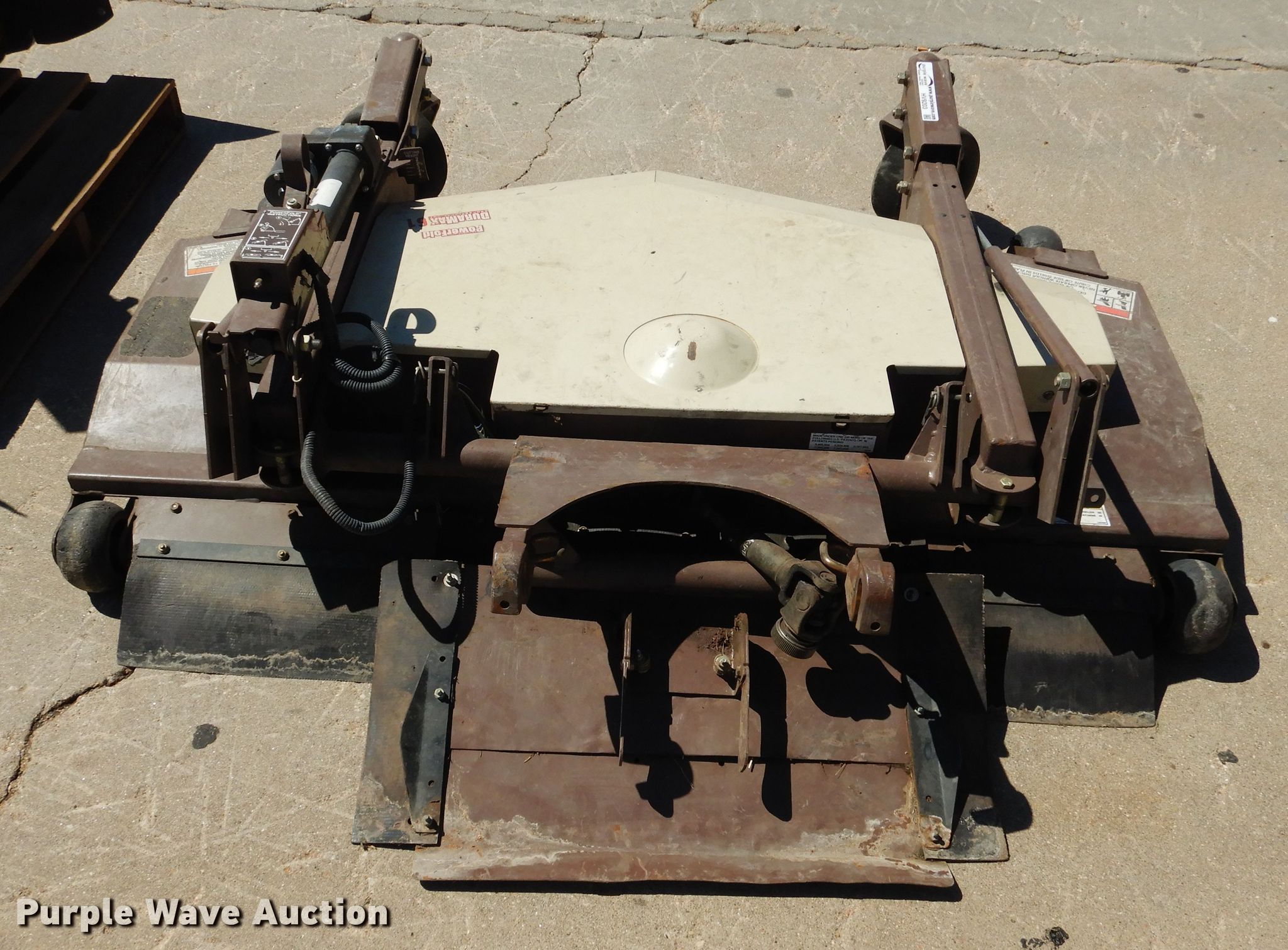 Duramax 61 mower deck in Dodge City, KS Item HV9203 sold