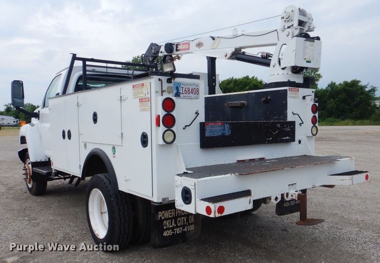 image for item AE9744 2008 Chevrolet C5500  utility bed truck with crane