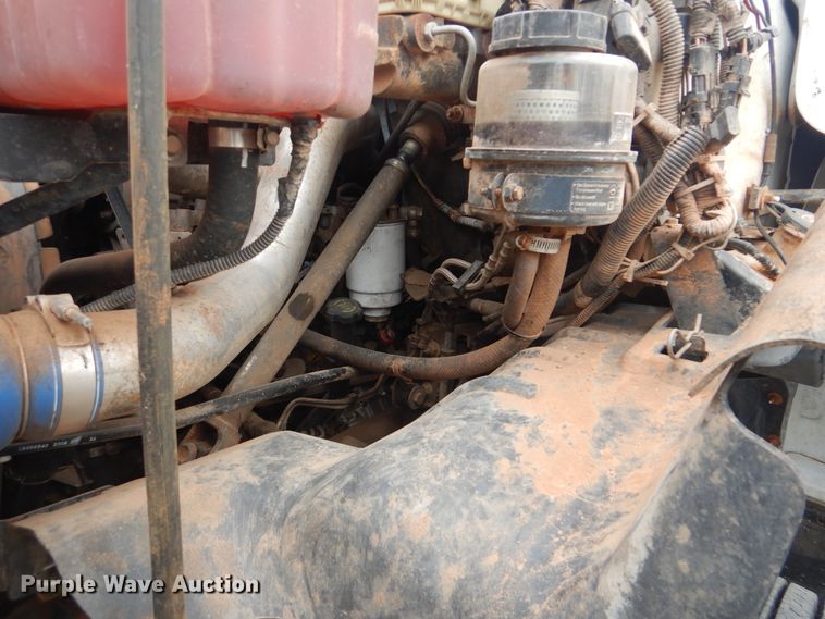 image for item AE9744 2008 Chevrolet C5500  utility bed truck with crane