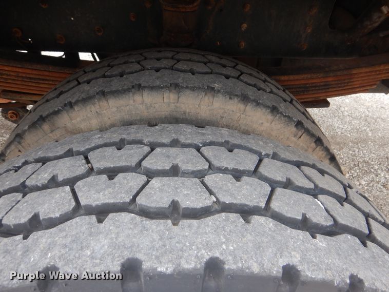 image for item AE9744 2008 Chevrolet C5500  utility bed truck with crane