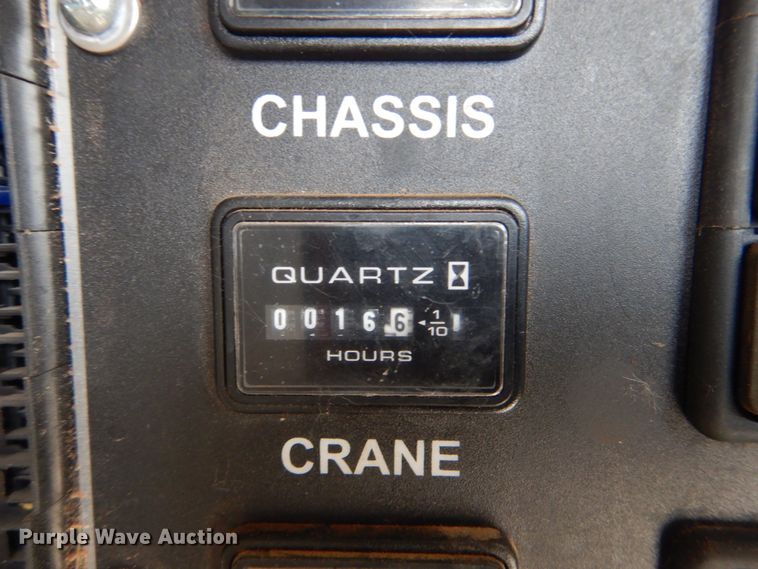 image for item AE9744 2008 Chevrolet C5500  utility bed truck with crane