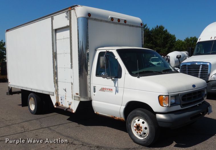 image for item DA8386 1997 Ford Econoline E450  box truck