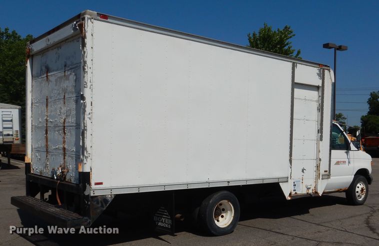 image for item DA8386 1997 Ford Econoline E450  box truck