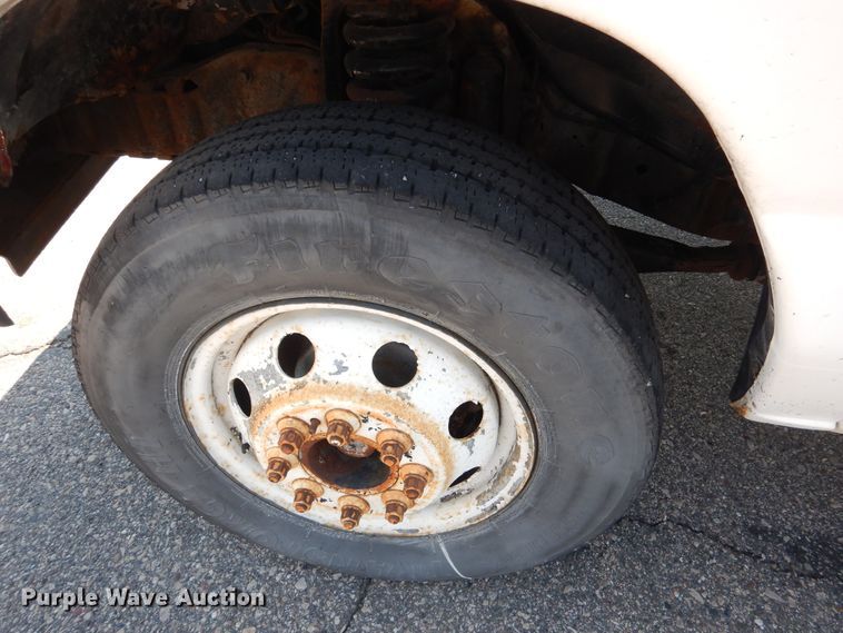 image for item DA8386 1997 Ford Econoline E450  box truck