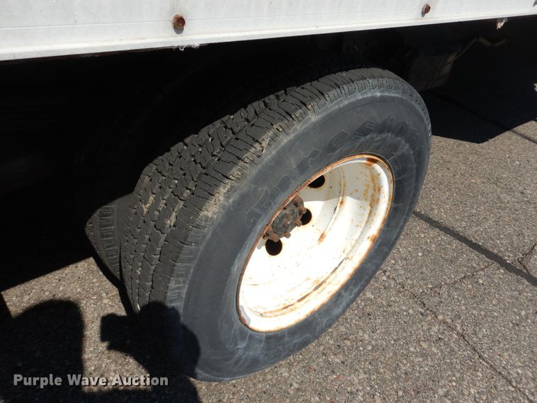 image for item DA8386 1997 Ford Econoline E450  box truck