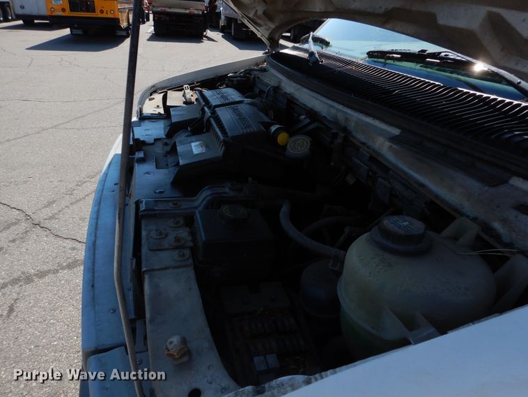 image for item DA8386 1997 Ford Econoline E450  box truck