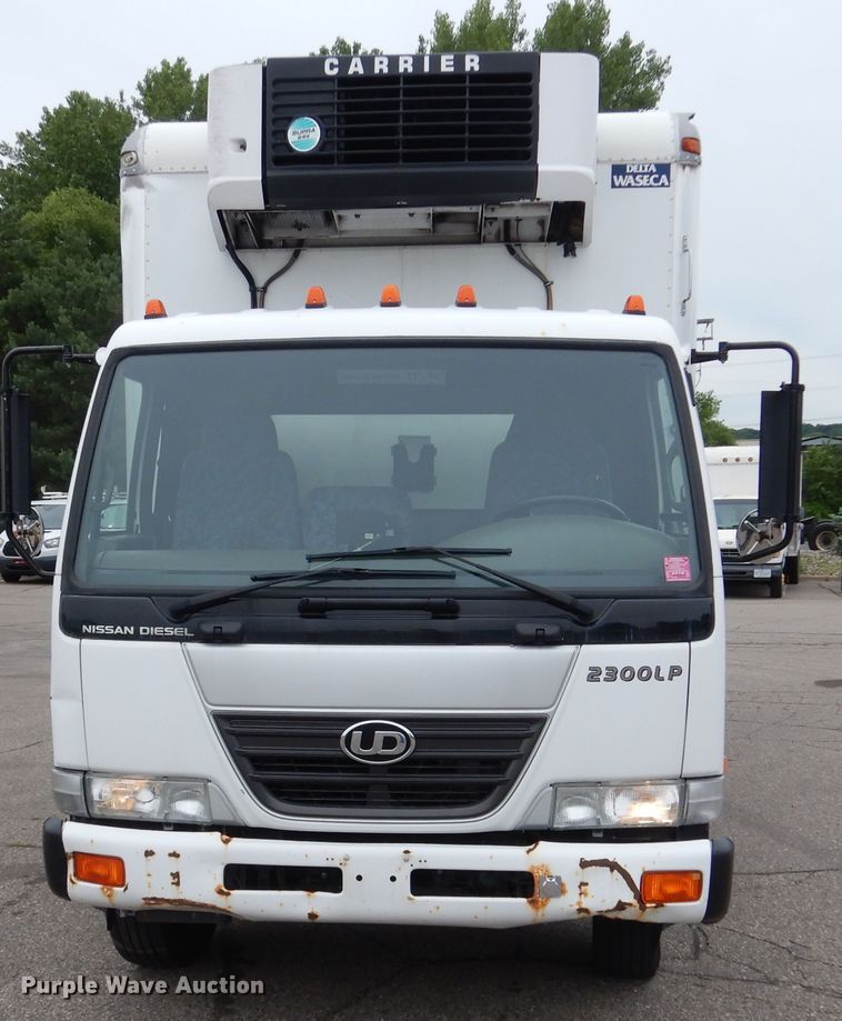 image for item DA8391 2005 UD Nissan 2300LP  refrigerated truck