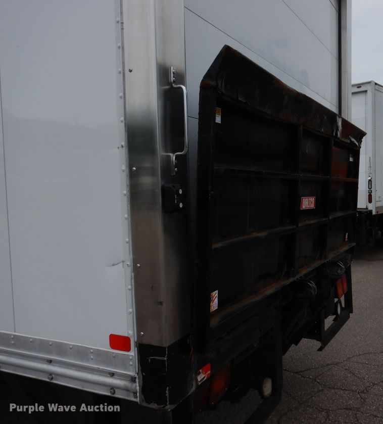 image for item DA8391 2005 UD Nissan 2300LP  refrigerated truck