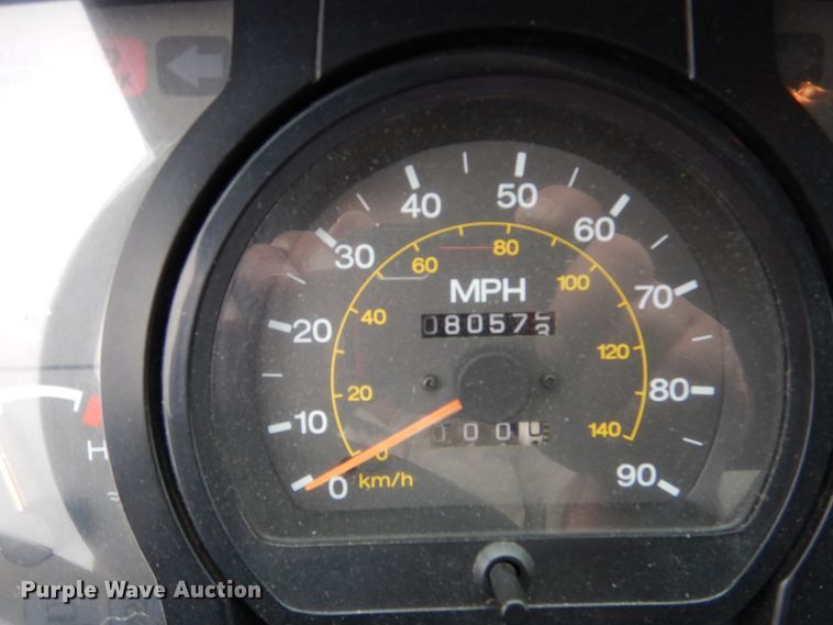 image for item DA8391 2005 UD Nissan 2300LP  refrigerated truck