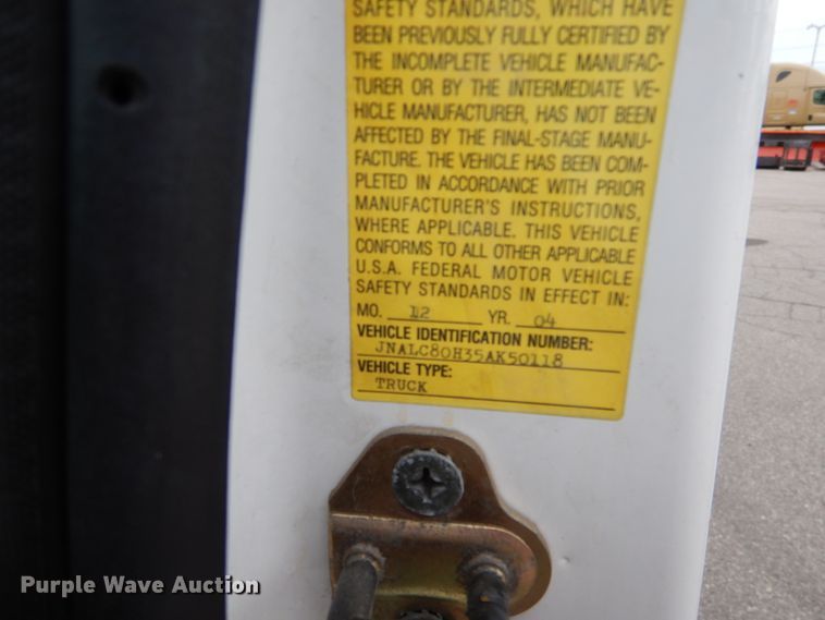 image for item DA8391 2005 UD Nissan 2300LP  refrigerated truck