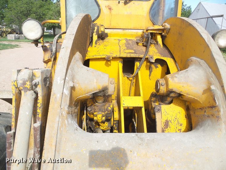 image for item DD0478 1976 Caterpillar 950  wheel loader