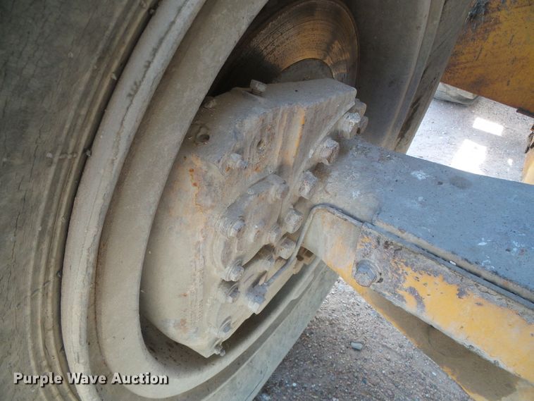 image for item DD0478 1976 Caterpillar 950  wheel loader