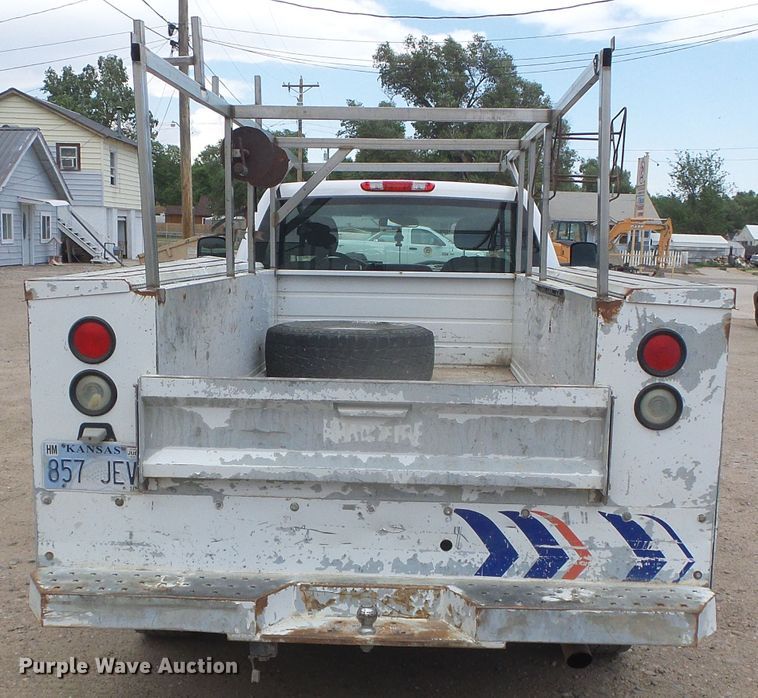 image for item DD0480 2011 Chevrolet 2500HD  utility bed pickup truck